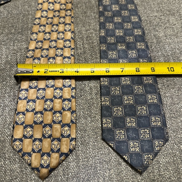 Lot Of 2 Bill Blass Mens 100% Silk Ties - Picture 12 of 13